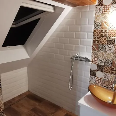 Open Space Studio For Untold Festival Apartamento